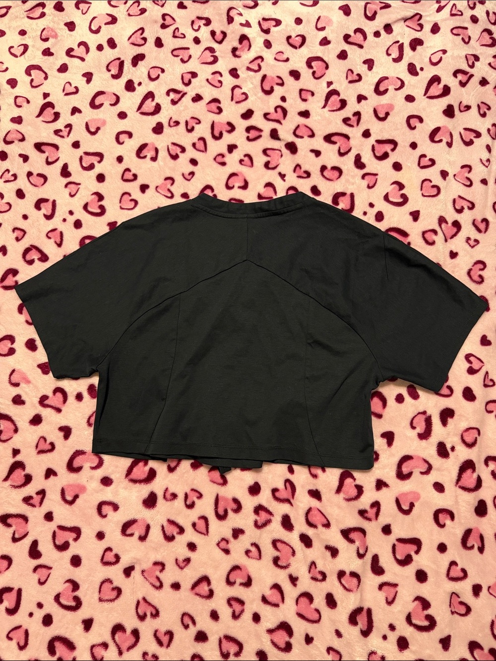 Gymshark Black Tie-Front Cropped Workout Top - Picture 4 of 4